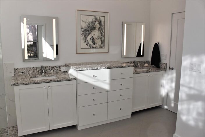 Bathrooms Image 117