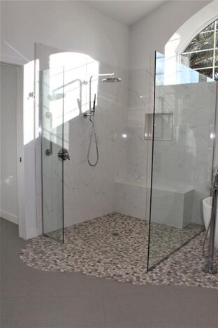Bathrooms Image 118