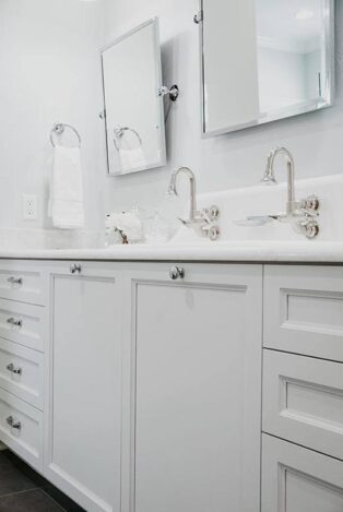 Bathrooms Image 126