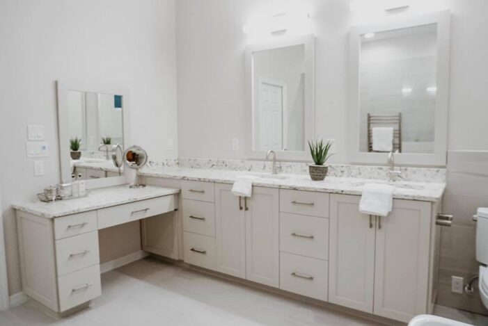 Bathrooms Image 129