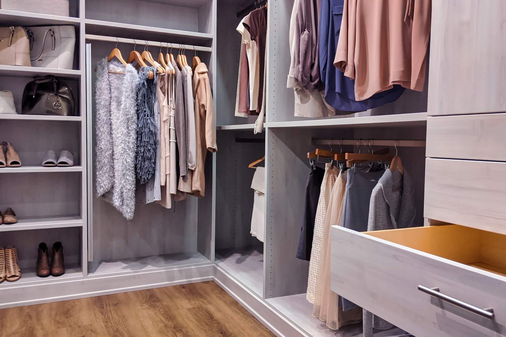 5 Closet Features You Don't Want To Be Without