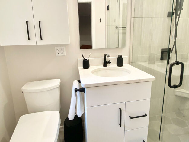 Bathrooms Image 65