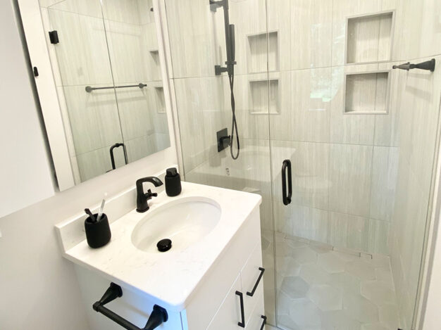Bathrooms Image 66