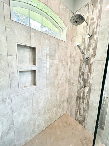 Bathrooms Image 36
