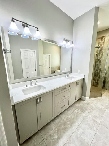Bathrooms Image 41