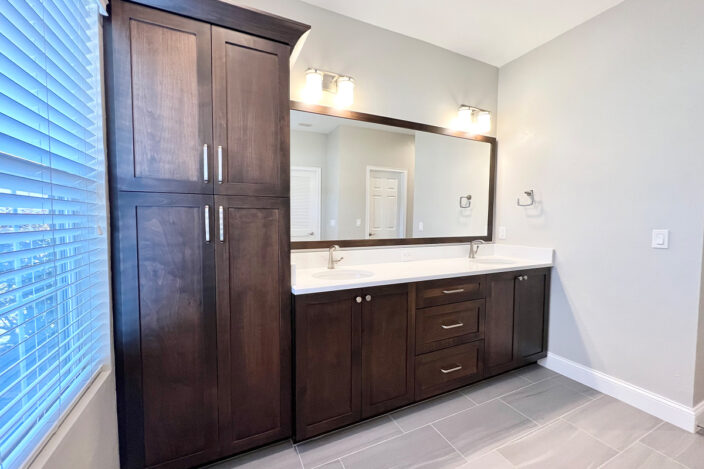 Bathrooms Image 55