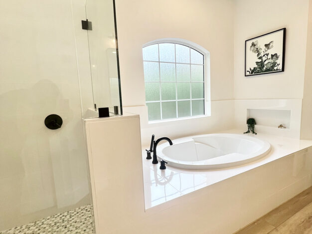 Bathrooms Image 17