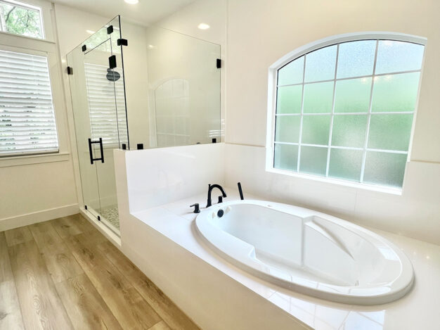 Bathrooms Image 14