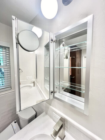 Bathrooms Image 6